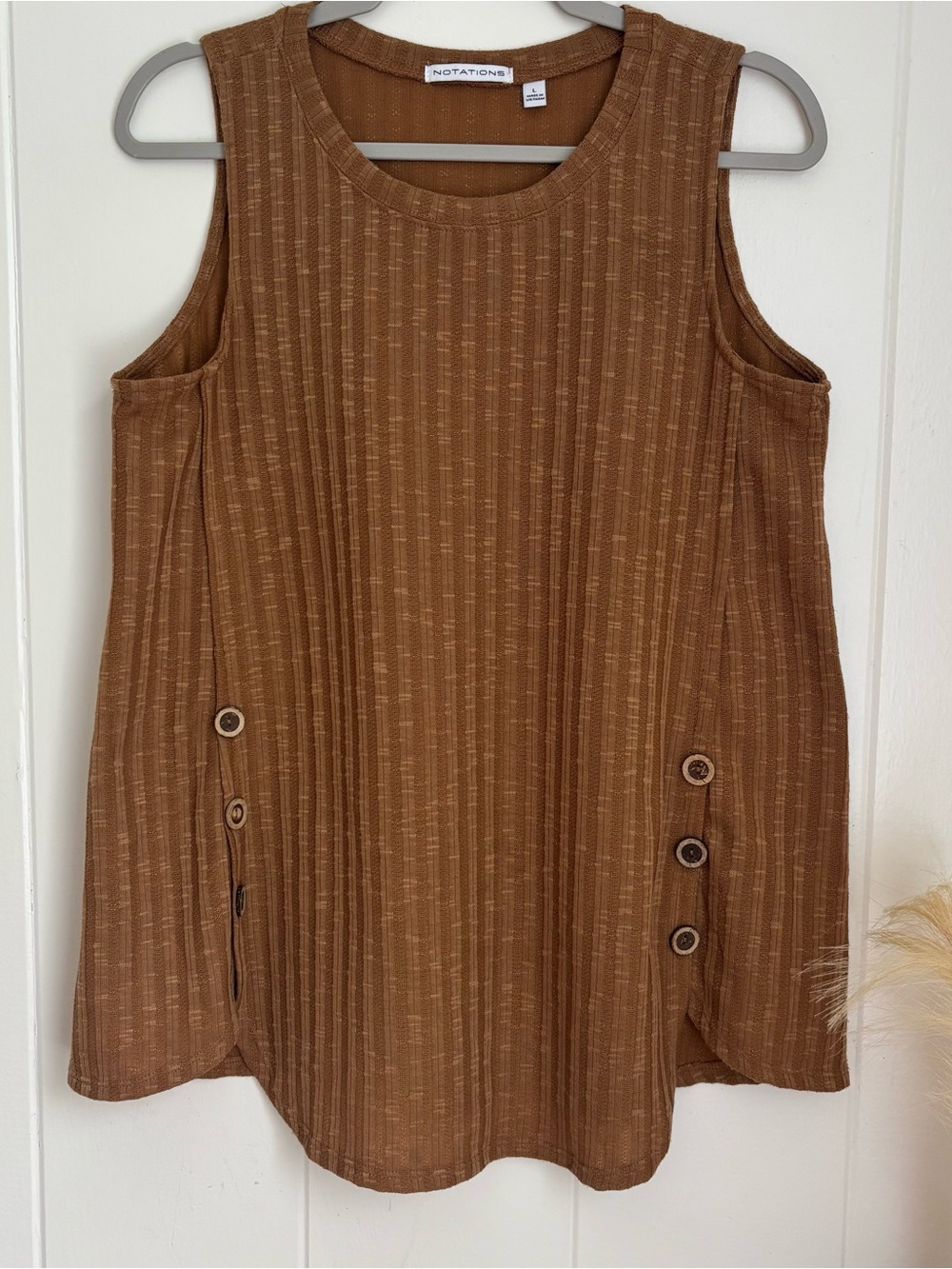 Notations Ribbed Brown Button-Accent Sleeveless Tank - Picture 2 of 6
